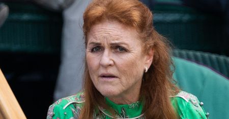 "Płaci" za kontakty z Epsteinem. Zamyka kolejne biznesy