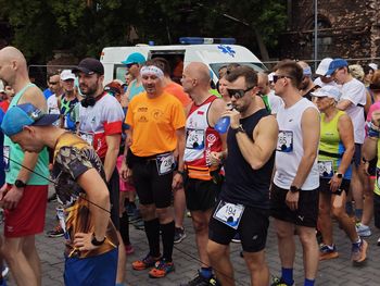 6 Cross Saturna w Czeladzi - sportowe emocje i tłumy uczestników! Setki biegaczy pojawiły się na starcie. Zobacz relację zdjęciową