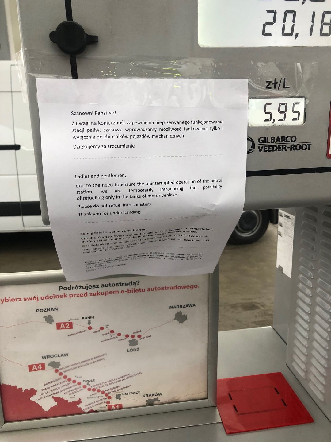 Ograniczenie sprzedaży wprowadzają tylko niektóre stacje - rafinerie nie mają problemów