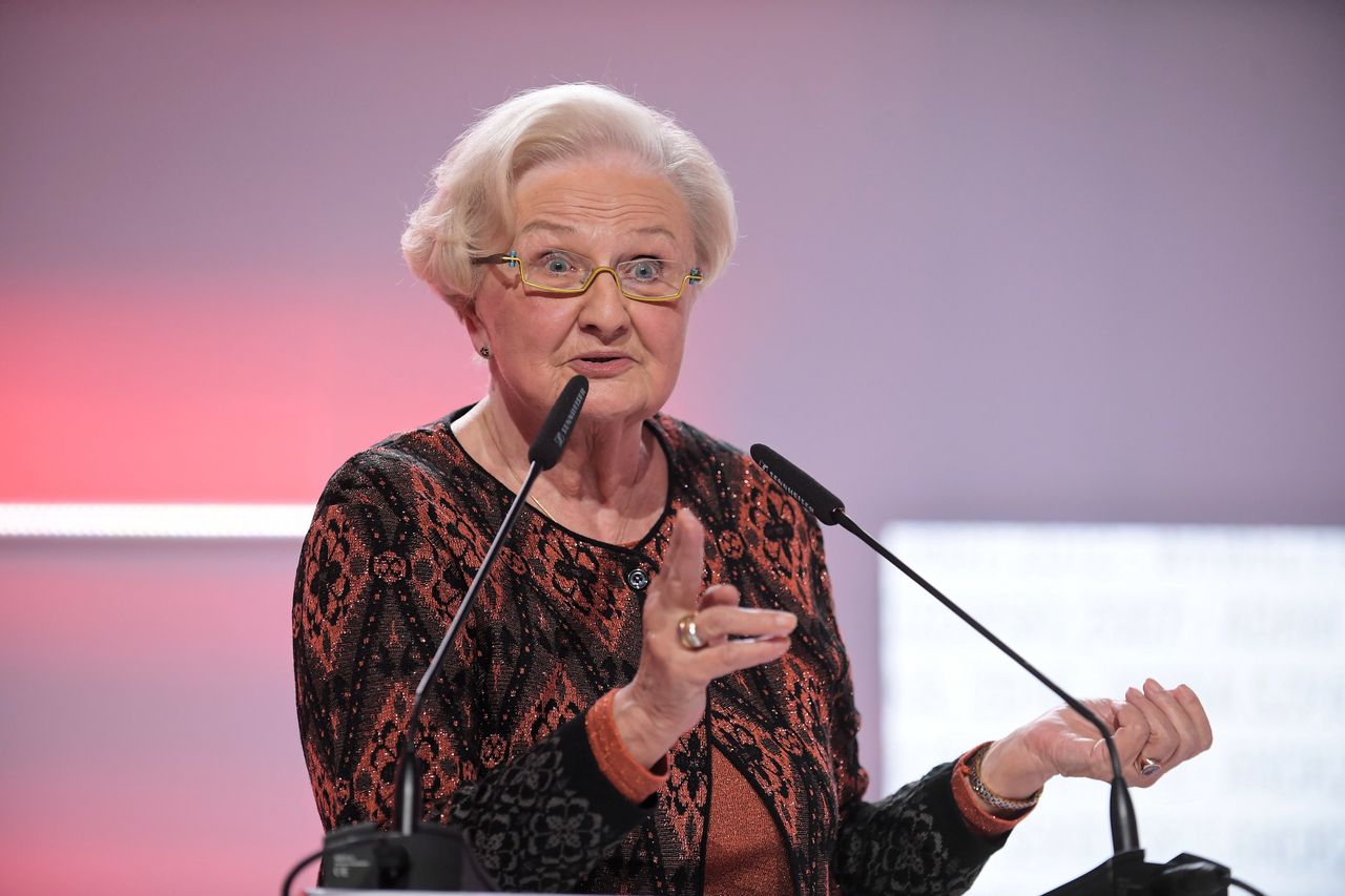 Prof. Ewa Łętowska
