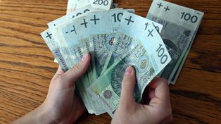 Ekonomista o nowym limicie płatności gotówką. Mówi o realiach Wielkiego Brata