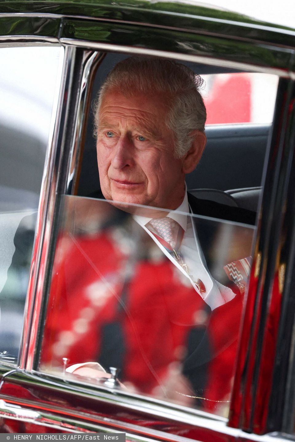 znani arch9Britain's Prince Charles, Prince of Wales, arrives to the National Service of Thanksgiving for The Queen's reign at Saint Paul's Cathedral in London on June 3, 2022 as part of Queen Elizabeth II's platinum jubilee celebrations. - Queen Elizabeth II kicked off the first of four days of celebrations marking her record-breaking 70 years on the throne, to cheering crowds of tens of thousands of people. But the 96-year-old sovereign's appearance at the Platinum Jubilee -- a milestone never previously reached by a British monarch -- took its toll, forcing her to pull out of a planned church service. (Photo by HENRY NICHOLLS / POOL / AFP)HENRY NICHOLLS