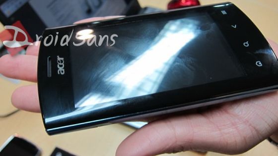 Tajemniczy tablet Acera na zdjęciach 1