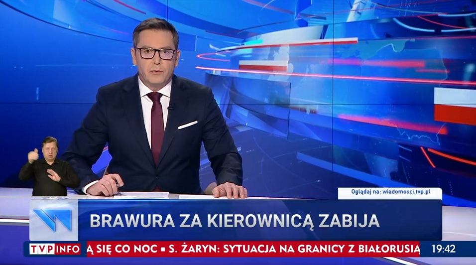 "Wiadomości" TVP o mandacie dla Tuska. "Pędził przez wieś 107 km/h" (źródło: TVP)