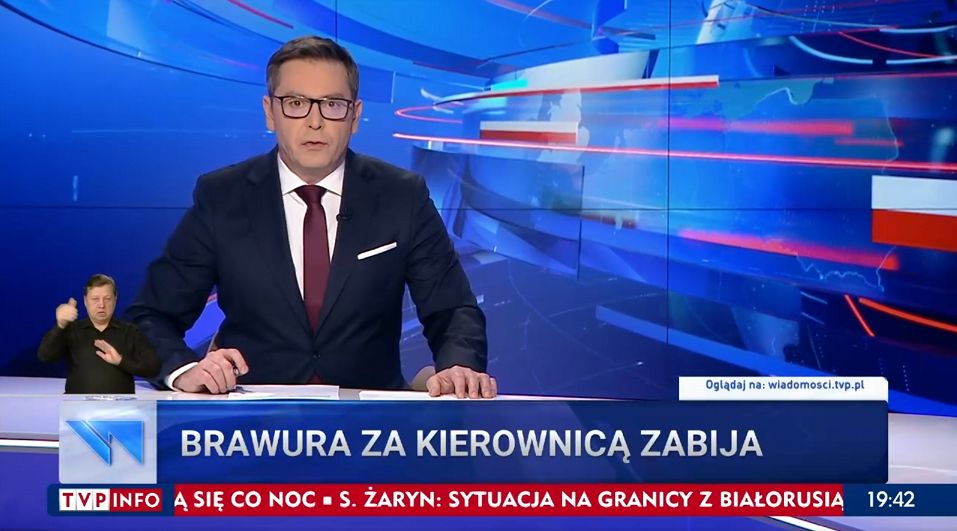 "Wiadomości" TVP o mandacie dla Tuska. "Pędził przez wieś 107 km/h" (źródło: TVP)