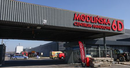 Napięta sytuacja wokół Centrum Handlowego Modlińska 6D. Czy doszło do bezprawnego przejęcia obiektu?