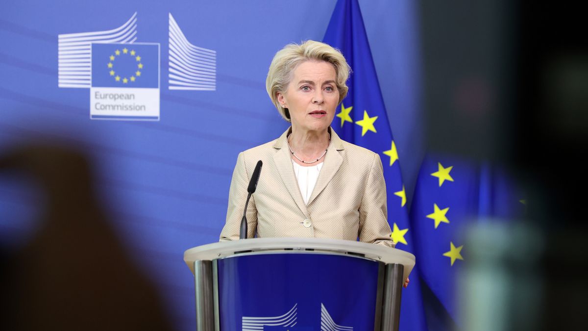 BRUSSELS, BELGIUM - SEPTEMBER 28: President of the European Commission Ursula von der Leyen speaks during a joint press conference with European Union's foreign policy chief Josep Borrell (not seen) in Brussels, Belgium on September 28, 2022. (Photo by Dursun Aydemir/Anadolu Agency via Getty Images)
