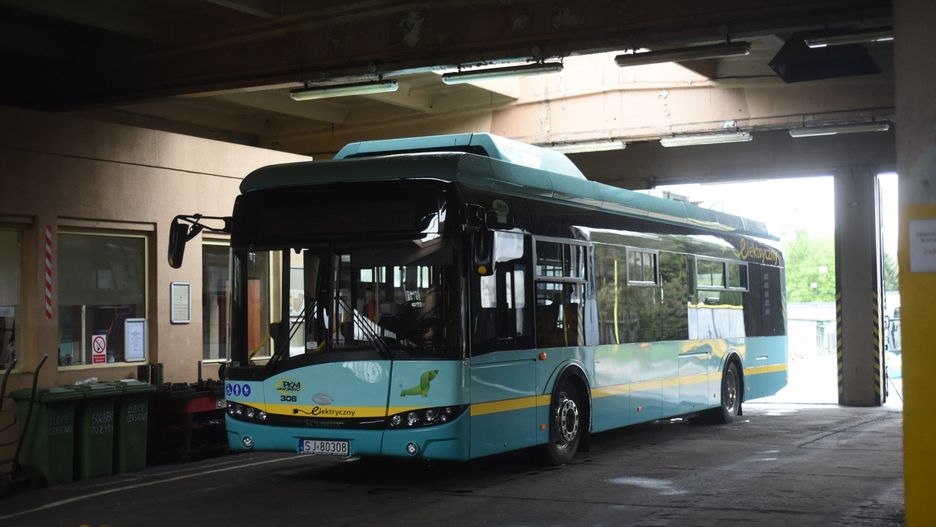 Autobus elektryczny Solaris kursujący po Jaworznie. Ten sam model jeździć będzie po ulicach Chrzanowa, Trzebini i Libiąża