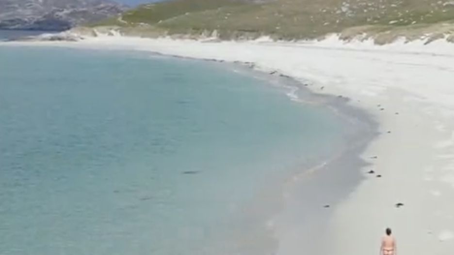 Ta wyjątkowa plaża znajduje się na wyspie Harris 