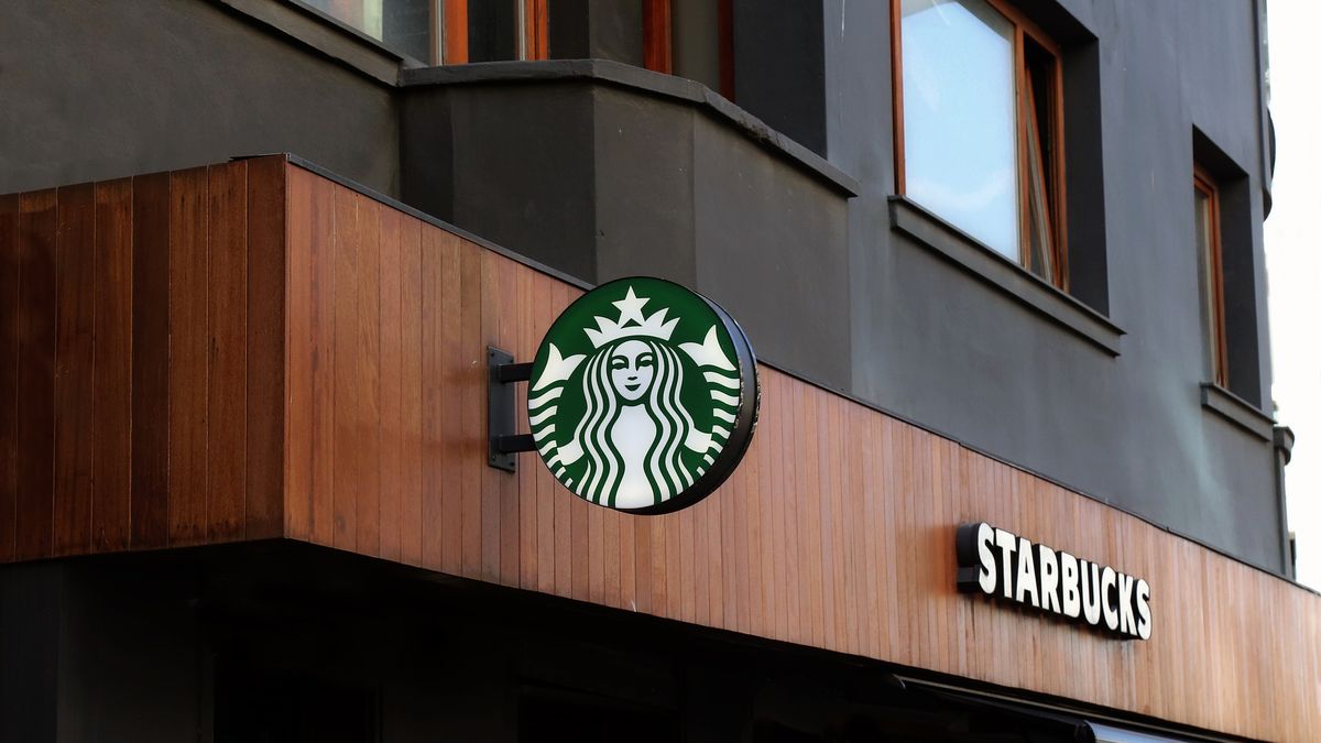 Starbucks po 15 latach zakończył działalność w Rosji