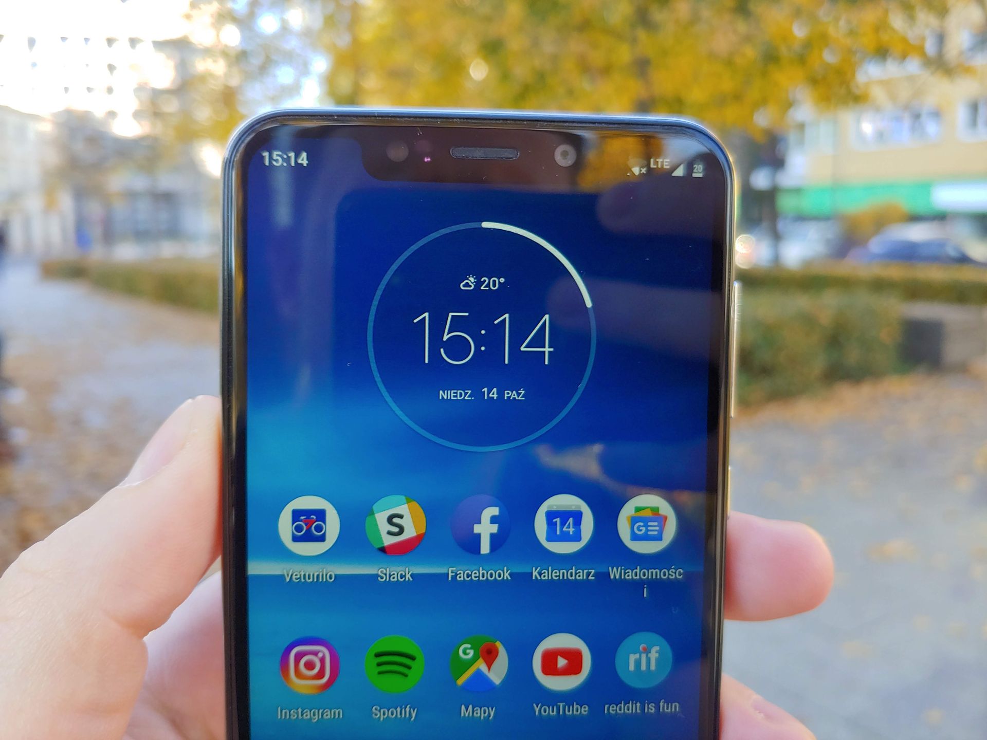 Motorola One to złoty standard niedrogich telefonów [minitest] 2