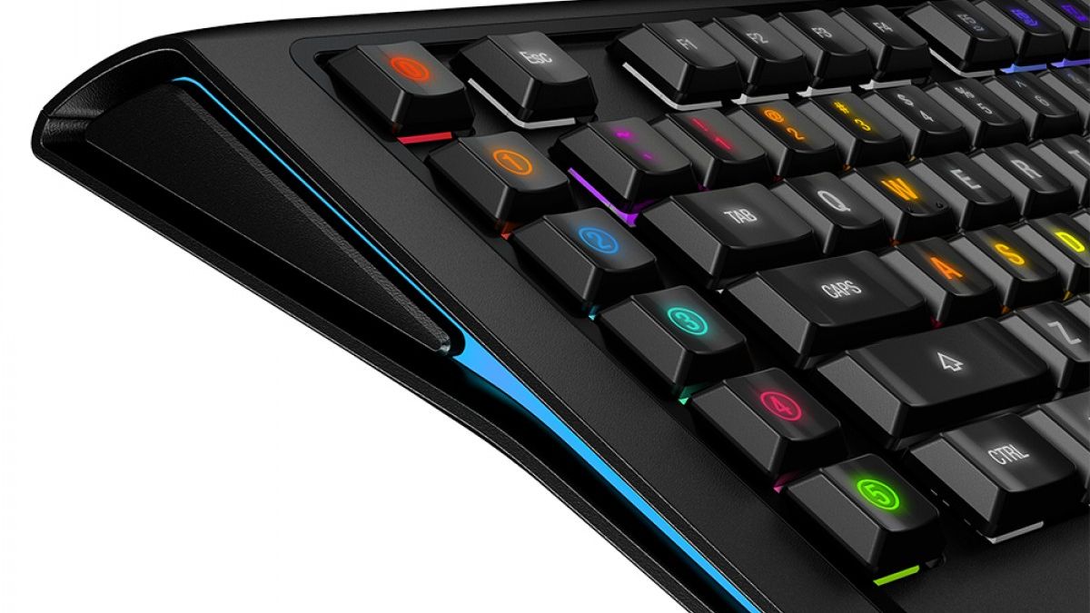 Czy warto wydać fortunę na klawiaturę SteelSeries Apex M800? 1