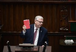 Podkomisja rozwiązana. Suski wściekły. "Wróci kłamstwo smoleńskie"