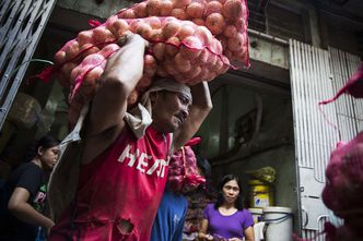 Na Filipinach cebula stała się luksusem. Kosztuje więcej niż mięso