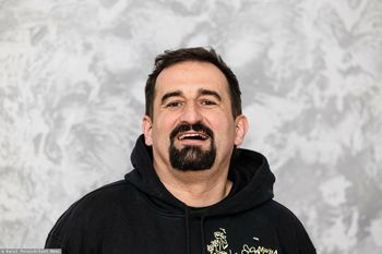 Prowokujący wpis Koterskiego. "Zamieniłem żonę na nową kotkę"