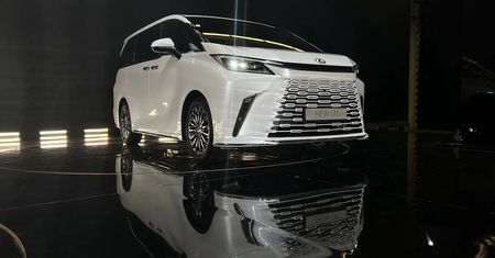 Prezentacja wideo: Lexus LM – nie ma drugiego takiego auta na rynku
