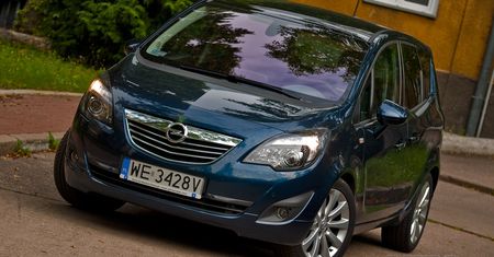 Opel Meriva 1,7 CDTi Cosmo - elastyczne MPV [test autokult.pl]