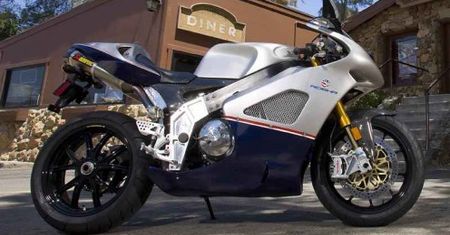 Premiera: Roehr 1250SC