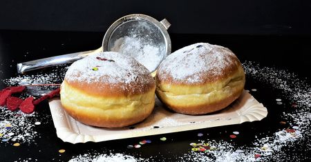 Kupiła jednego pączka. Cena wprawia w osłupienie