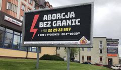 Spontaniczny Sztab Obywatelski rozkleił w Polsce plakaty „Aborcja bez granic”