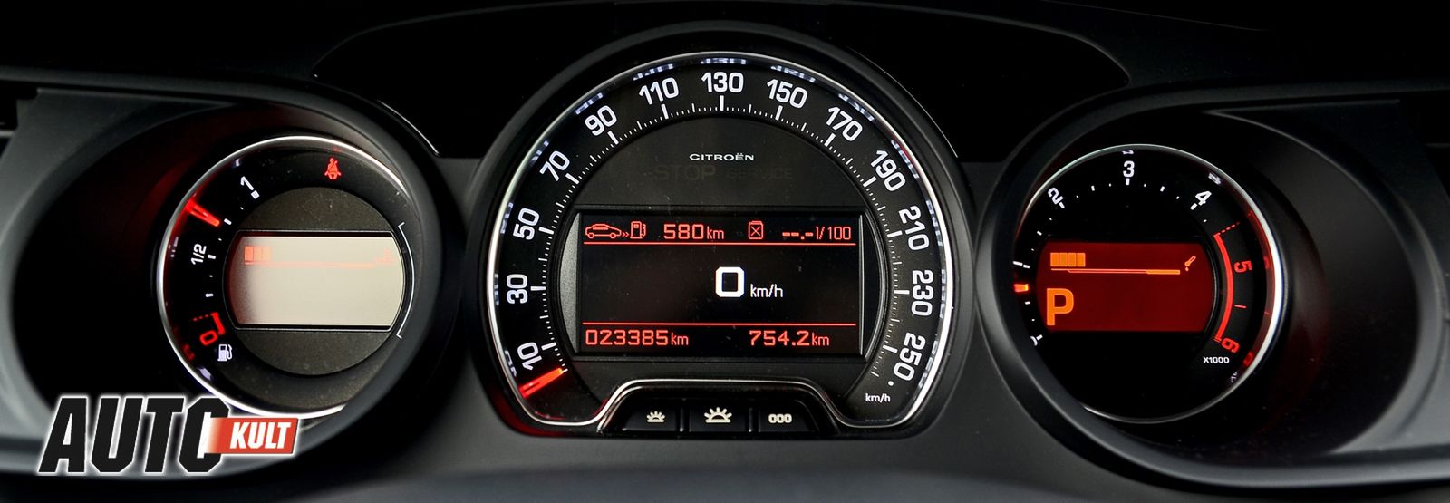 Citroën C5 Tourer 2,2 HDI A/T Exclusive - test [galeria] 11