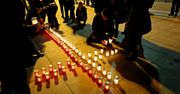 Lublin: Krzyż ze zniczy. Powstał na placu Litewskim