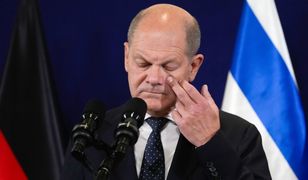 Scholz sprowadzony do schronu. Zawył alarm