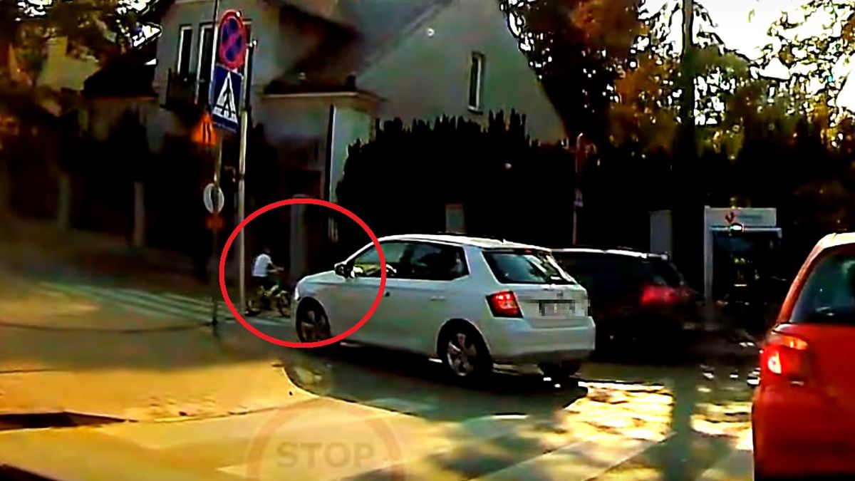 Kierująca autem nie zatrzymała się przed pasami. Potrąciła dziecko na rowerze 
