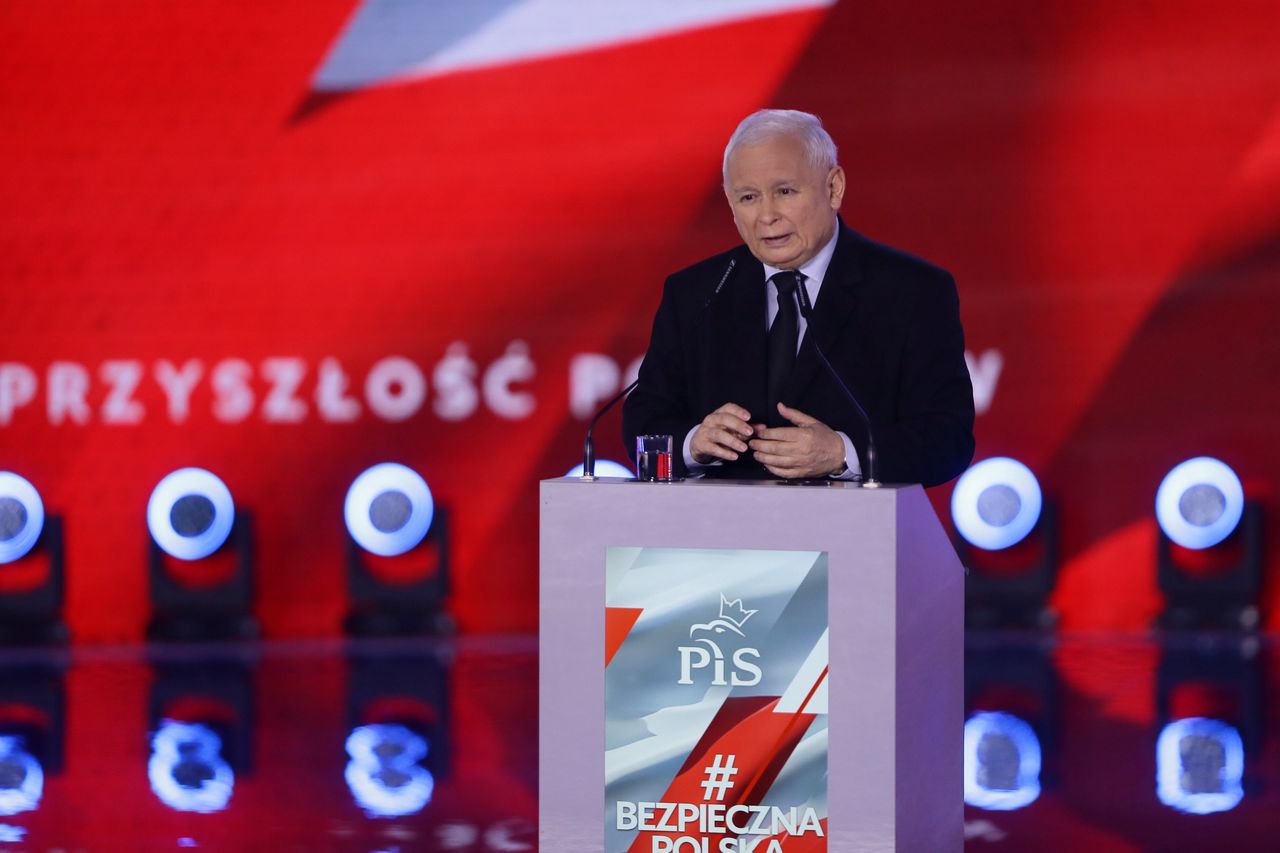 Kaczyński wskazał liczbę osób na marszu w Warszawie