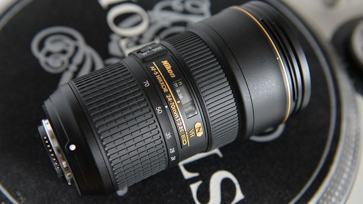 Nikkor 24-70 mm f/2.8E ED VR - zoom na maksa? [recenzja] 1