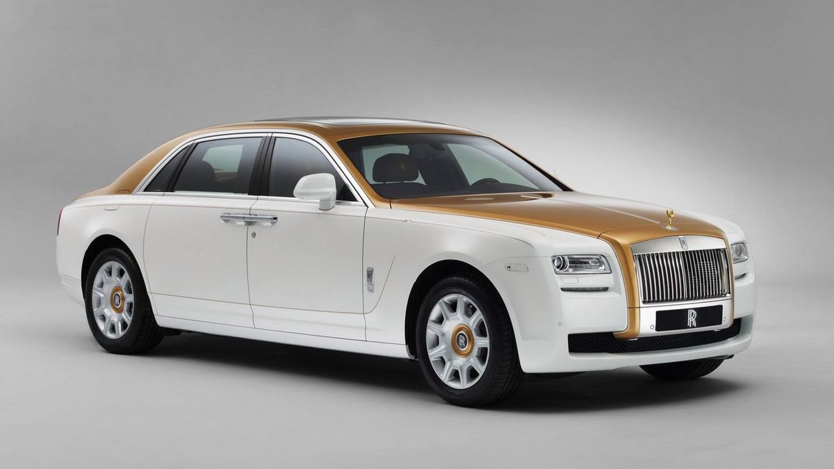 Rolls-Royce Ghost Chengdu Golden Sun Bird