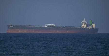 Próbował przełamać amerykańską blokadę. USA uderzyły w statek