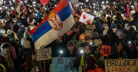 Ludzie wyszli na ulice. Stanowcza odpowiedź prezydenta Serbii
