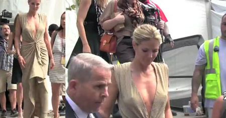 Złota Heidi Klum z dekoltem do pępka