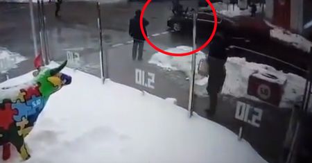 Limuzyna prezydenta Ukrainy uderzyła w pieszego na pasach