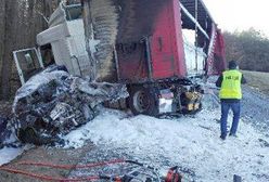 Z BMW nic nie zostało. Kierowca nie żyje