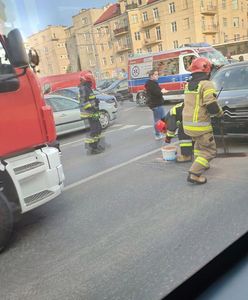 Ochota. Zderzenie dwóch samochodów, ogromne utrudnienia