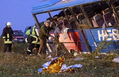 Pięciu zabitych, 17 rannych w wypadku niemieckiego autokaru