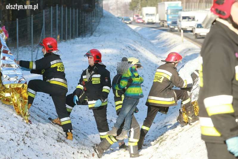 Tragedia w Olsztynie. Wypadek autokaru. 3 osoby nie żyją