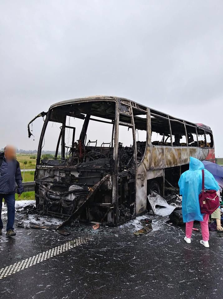 Wypadek na A4. Autobus spłonął w Łące k. Rzeszowa