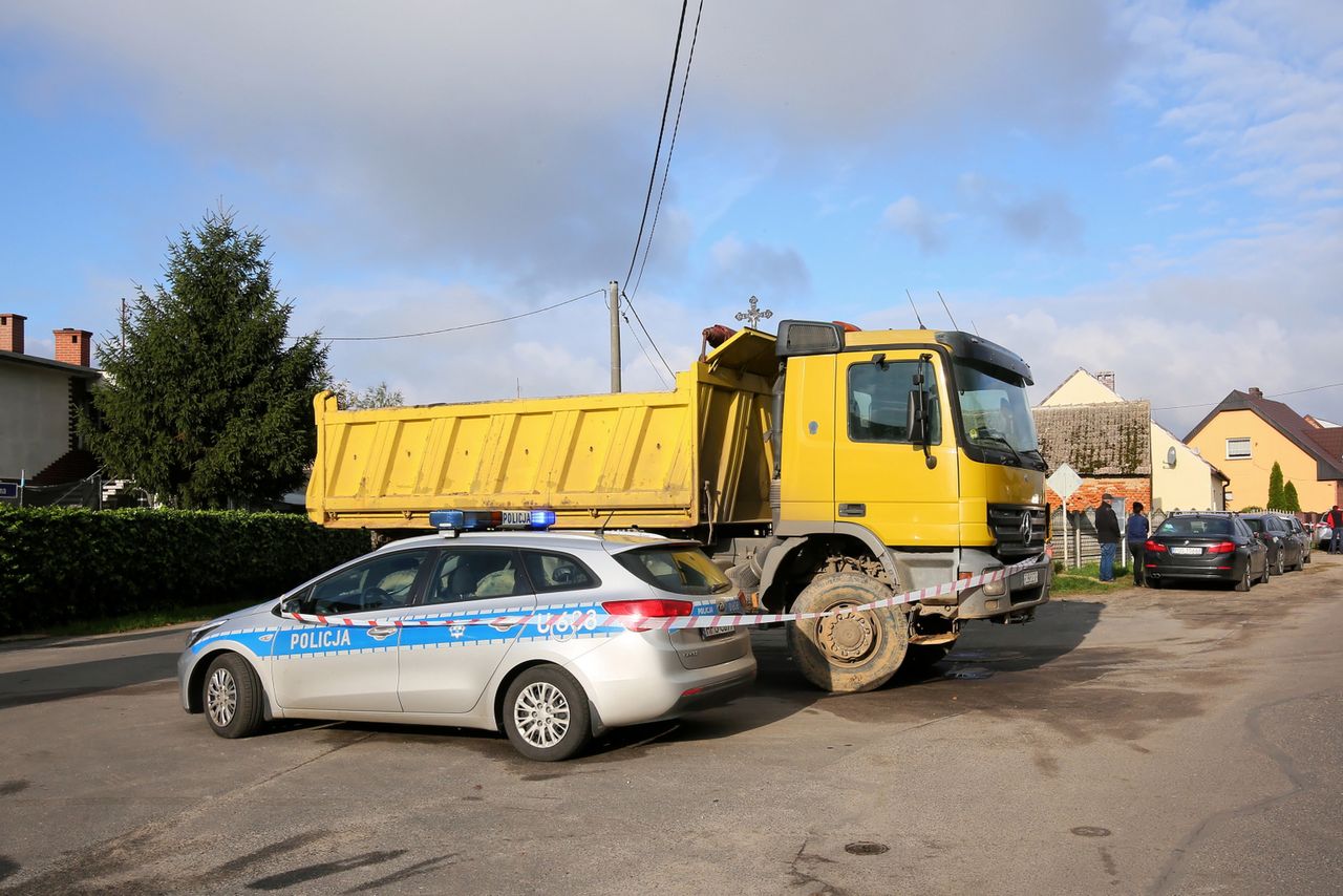 Wypadek w Raczycach k. Ostrowa Wielkopolskiego. Nie żyje 7-letnie dziecko