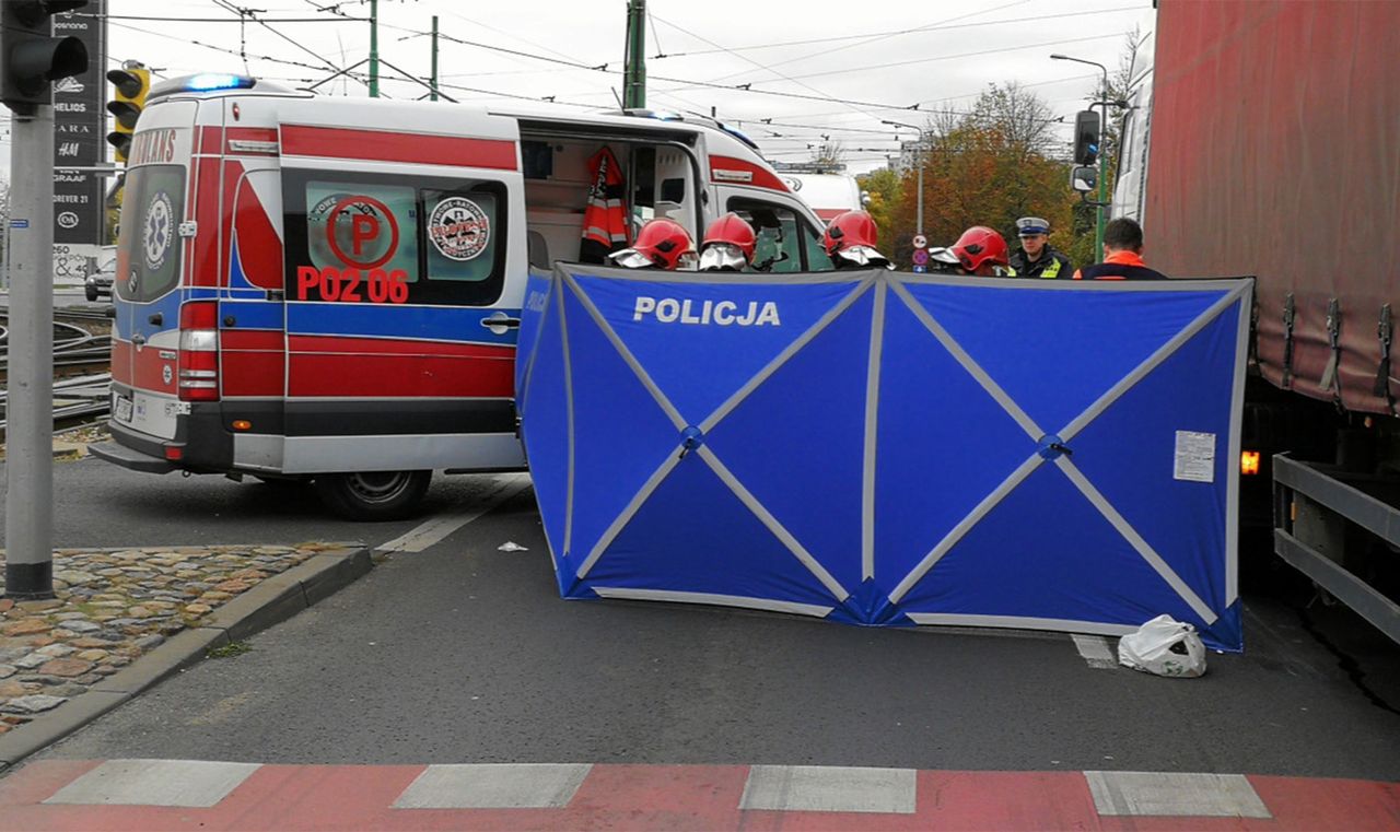 Korki po wypadku w Poznaniu. Pieszy zginął pod tirem