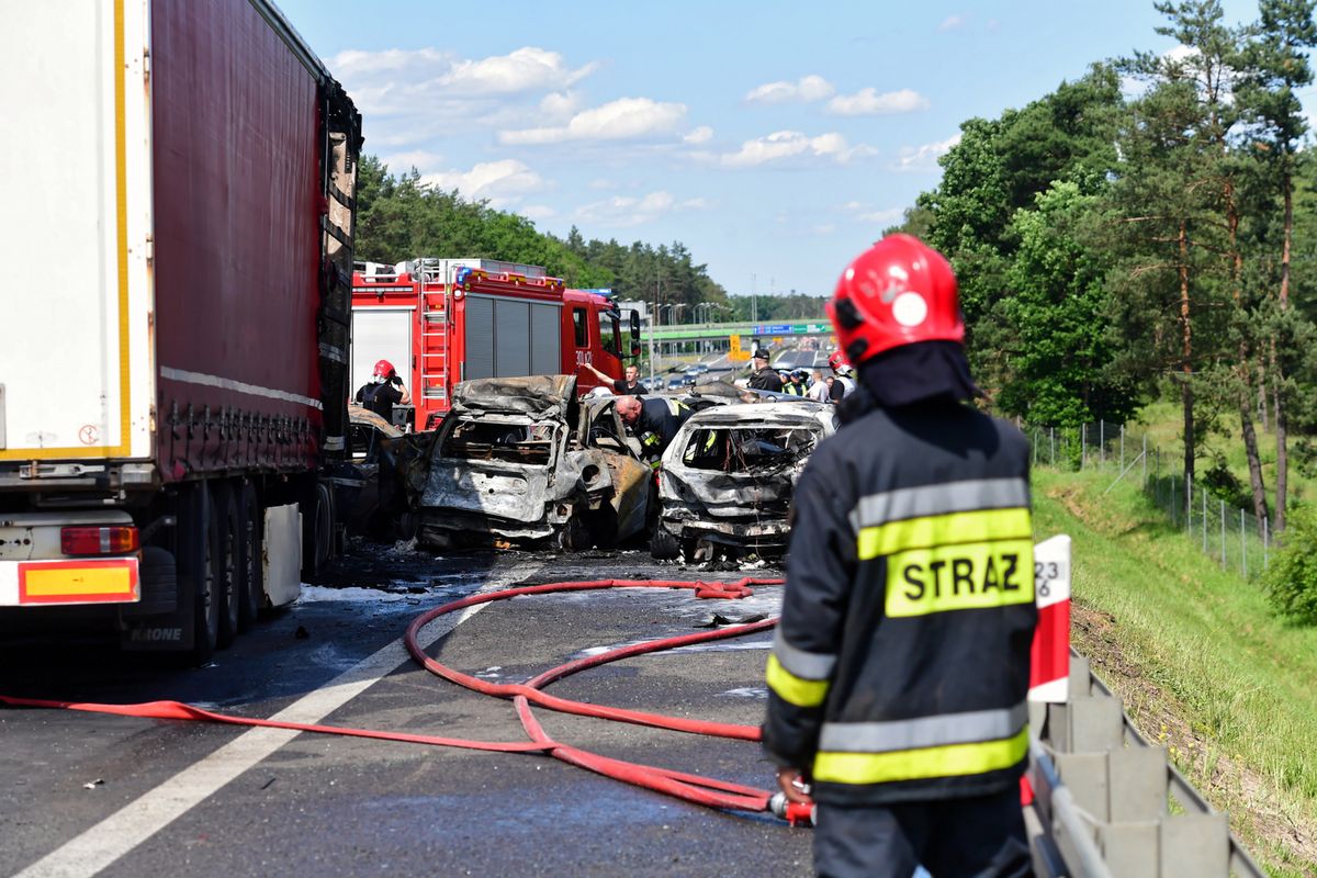 Tragedia na A6 pod Szczecinem. Zginęła pięcioosobowa rodzina, w tym trójka dzieci