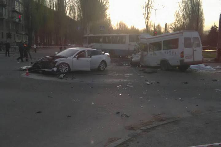 Ukraina: tragiczny wypadek. Zderzyły się trzy auta. 8 osób nie żyje