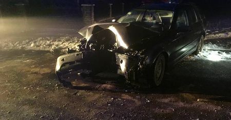 Pijany 17-latek bez prawa jazdy spowodował wypadek