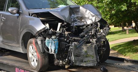 Przyda się w aucie. Niezbędnik za 25 zł, który ratuje życie