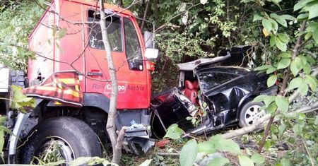 Nie żyje ciężarna, jej mąż i 6-latek. Nieoficjalne przyczyny tragedii w Łęce