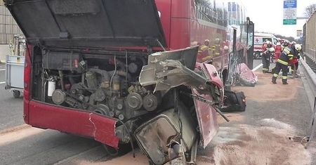 Wypadek polskiego autokaru w Austrii. Pięć osób zostało rannych