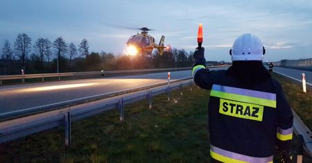 Wypadek na A2. 6 osób rannych, w tym dzieci
