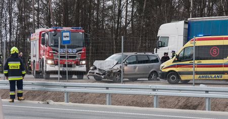 Tragedia na drodze krajowej nr 17 w Gąsowie. W wypadku zginęła jedna osoba